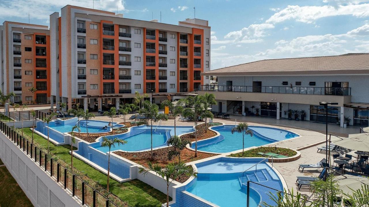 Caldas Novas Privê Alta Vista Thermas Resort - Sensacional! Apto Suíte Luxo 02 Quartos até 06 pessoas - Incrível! Esterno foto